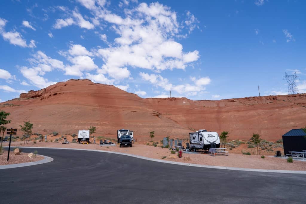 campsites at Roam Horseshoe Bend RV Resort